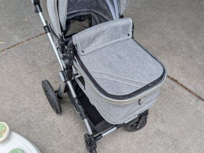 High Chair / Activity Center / Stroller