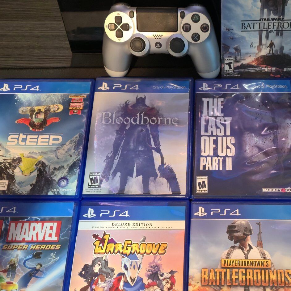 PS4 Games and controller.