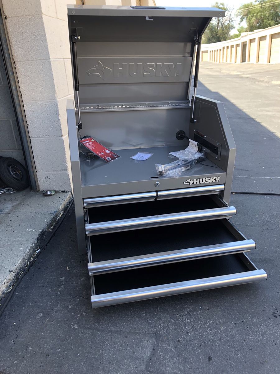 Husky tool box