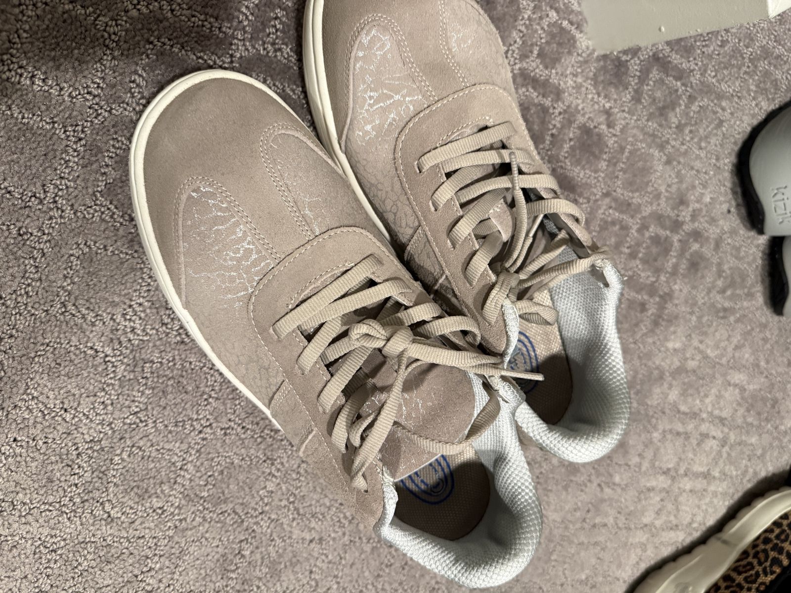 Orthofeet Women's Orthopedic Sneakers Taupe Size 11