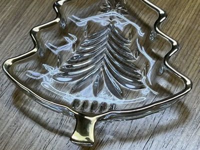 Mikasa Yuletide Tree Gold Sweet Dish 5 in glass