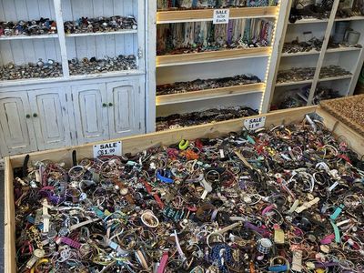 EVERYTHING $1.00 EACH SALE! Assorted Vintage Fashion Jewelry - Necklaces, Bracelets, & Watches