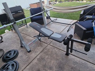 bench press rack and weights