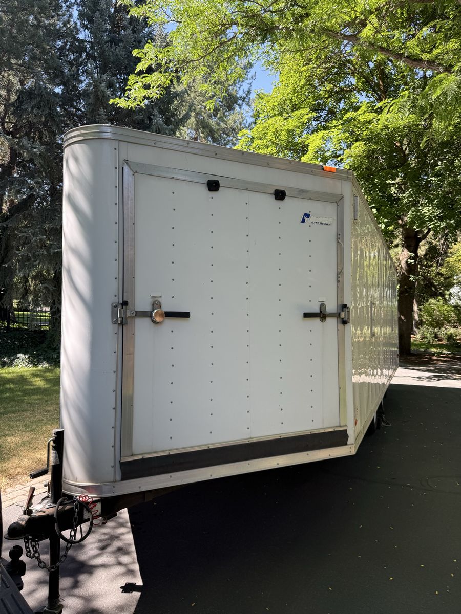 2005 pace American 26ft snowmobile trailer