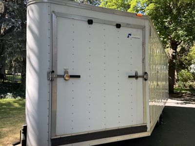 2005 pace American 26ft snowmobile trailer