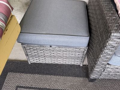 Single low chair/table w/ cushion. New Jardina Sunsitt Outdoor Patio Furniture Set - Unopened (26 lbs)