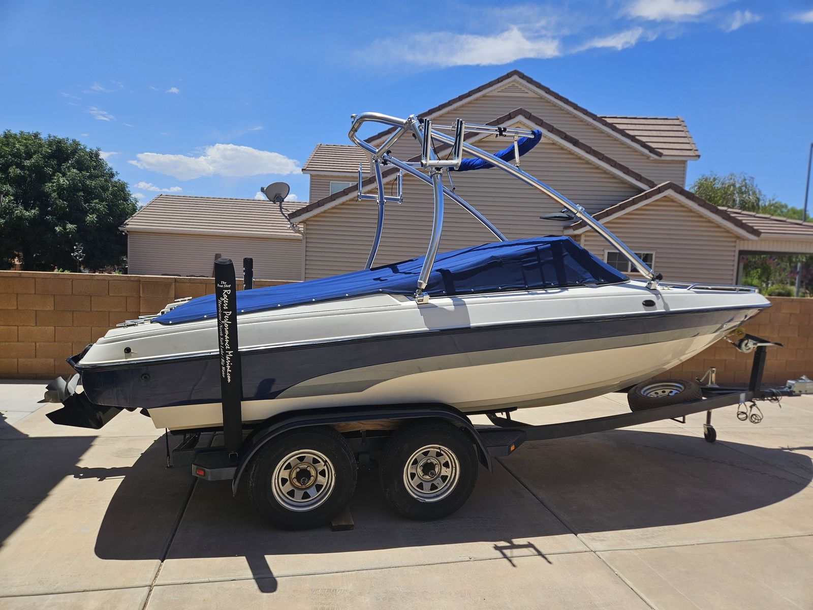 1995 Blue Water Monte Carlo 21 ft. Ski Boat