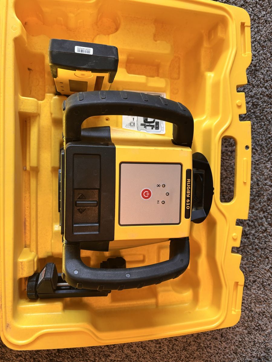 Leica Rugby 610 Self Leveling Laser Level