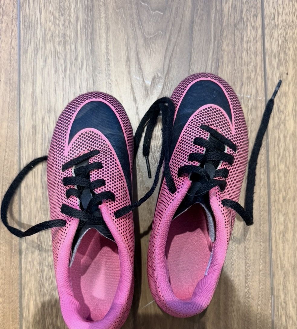 Girls Soccer Cleats Size 12c