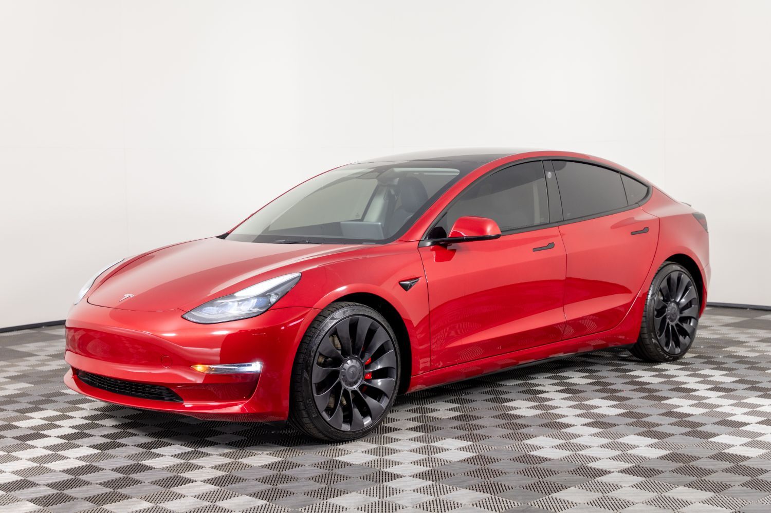 2023 Tesla Model 3 Performance