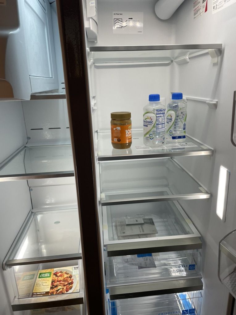 Frigidaire Fridge