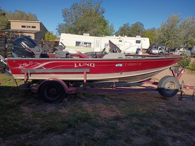 Lund Mr. Pike 17 Fishing Boat with Mercury Outboard and Trailer