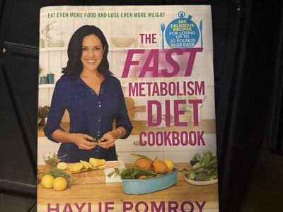 The Fast Metabolism Diet Cookbook by Haylie Pomroy - 200 Recipes for Weight Loss