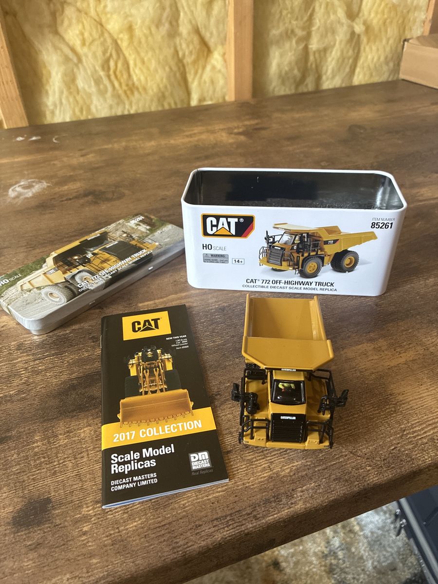 CAT 772 Off-Highway Truck Diecast Model
