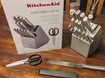 KitchenAid 15 piece forged set plus bread knife