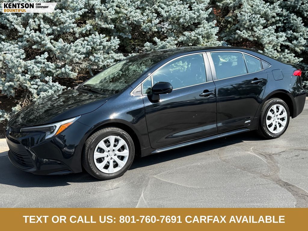 2025 Toyota Corolla Hybrid LE
