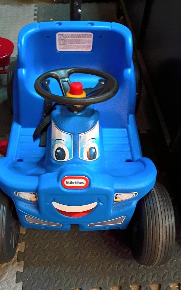 Little Tikes Blue Cozy Coupe Ride-On Toy Car with Steering Wheel and Safety Belt