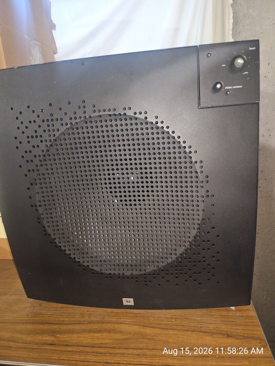 JBL PSW-D115 Powered Subwoofer with Digital Amplification