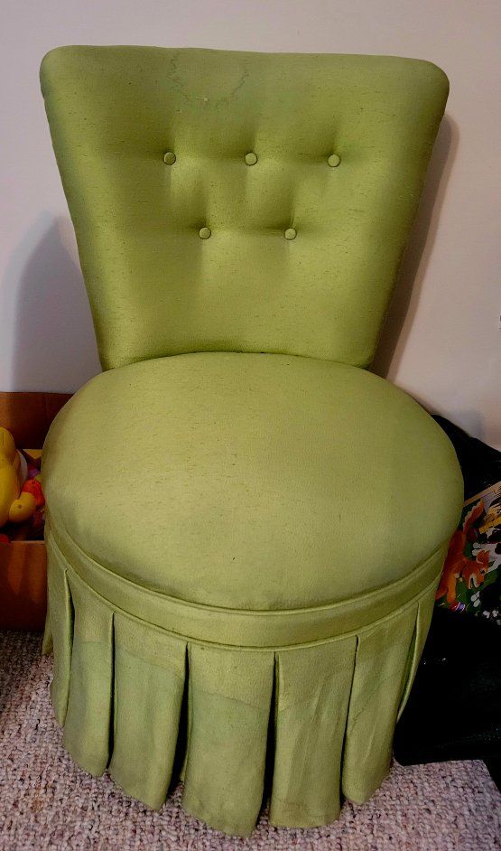 Vintage Petite Chair