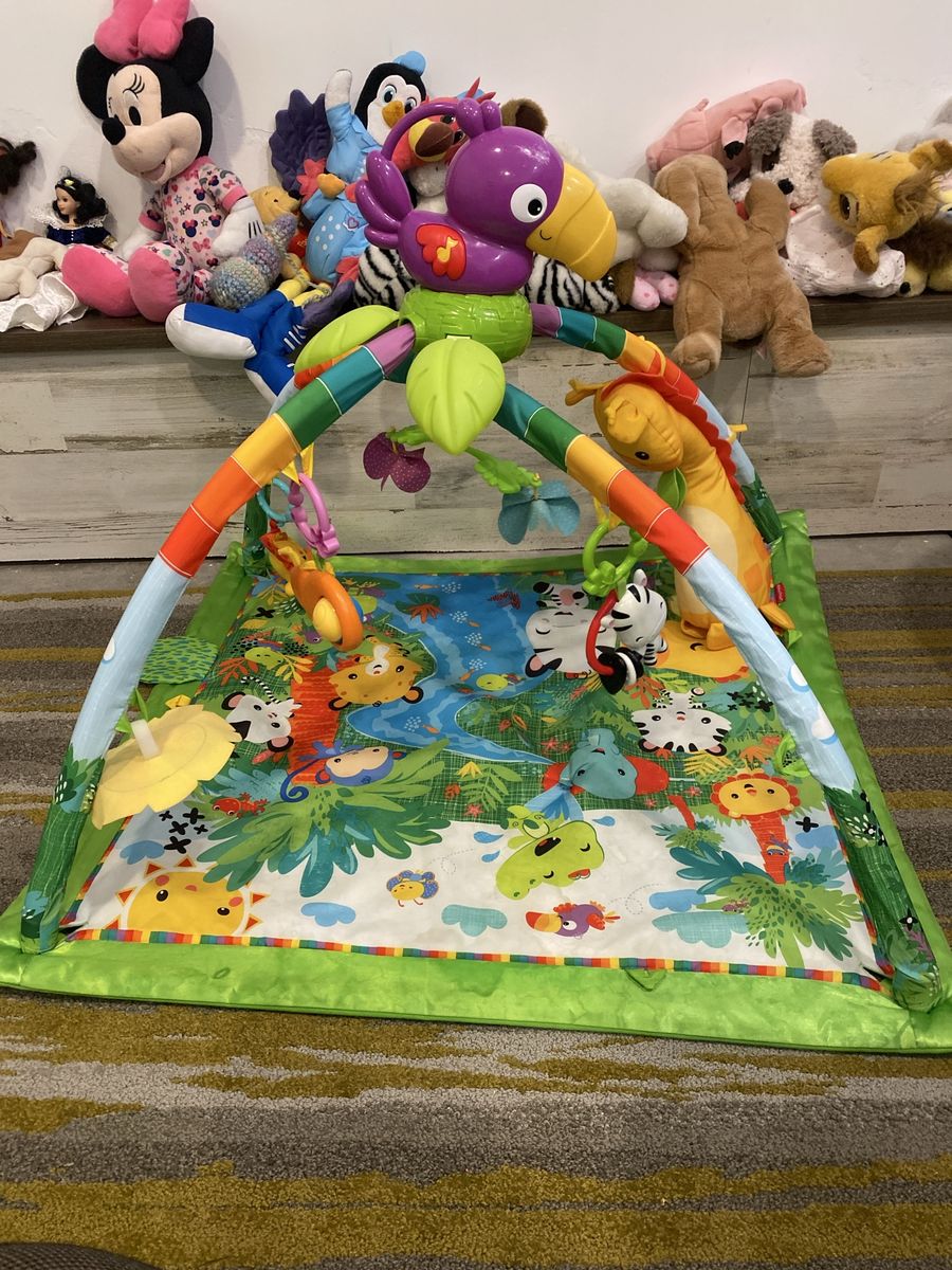 Bright Starts Safari Blast Activity Gym & Play Mat with Tummy Time Pillow & Toys - Excellent Condition