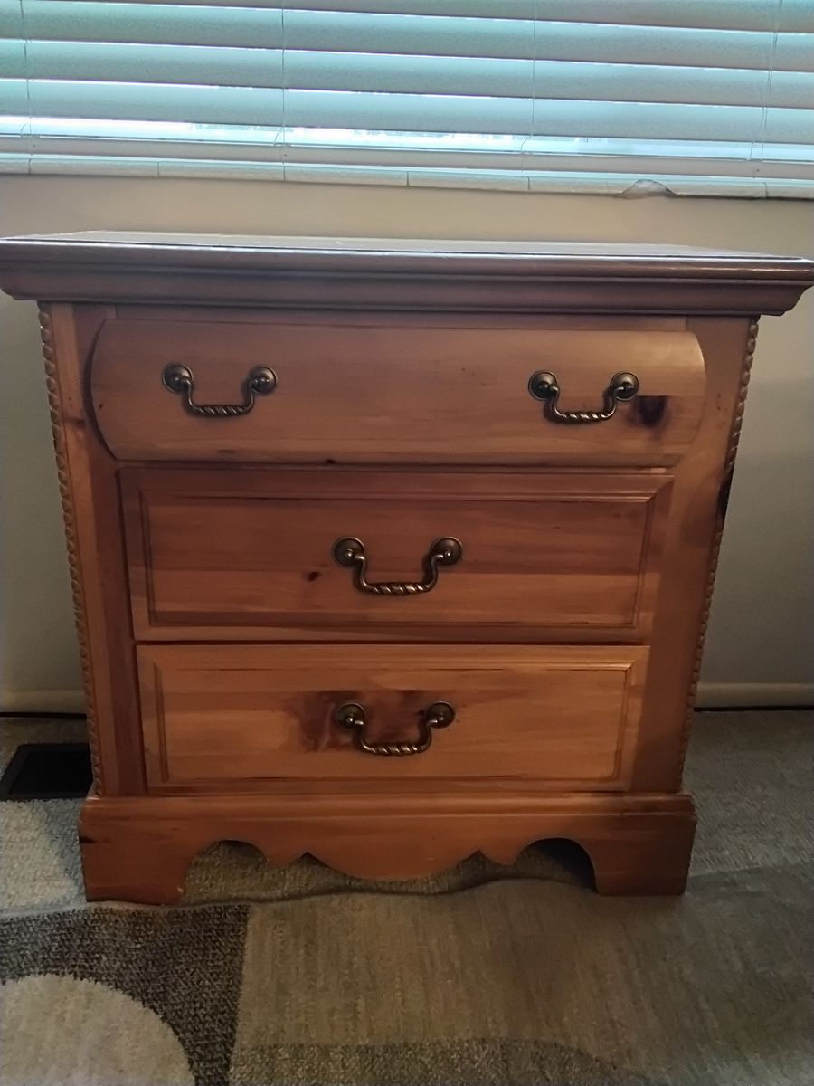 Side table with drawers