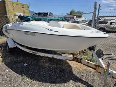 2000 Yamaha LS 2000 project boat -Twin engines- $1800