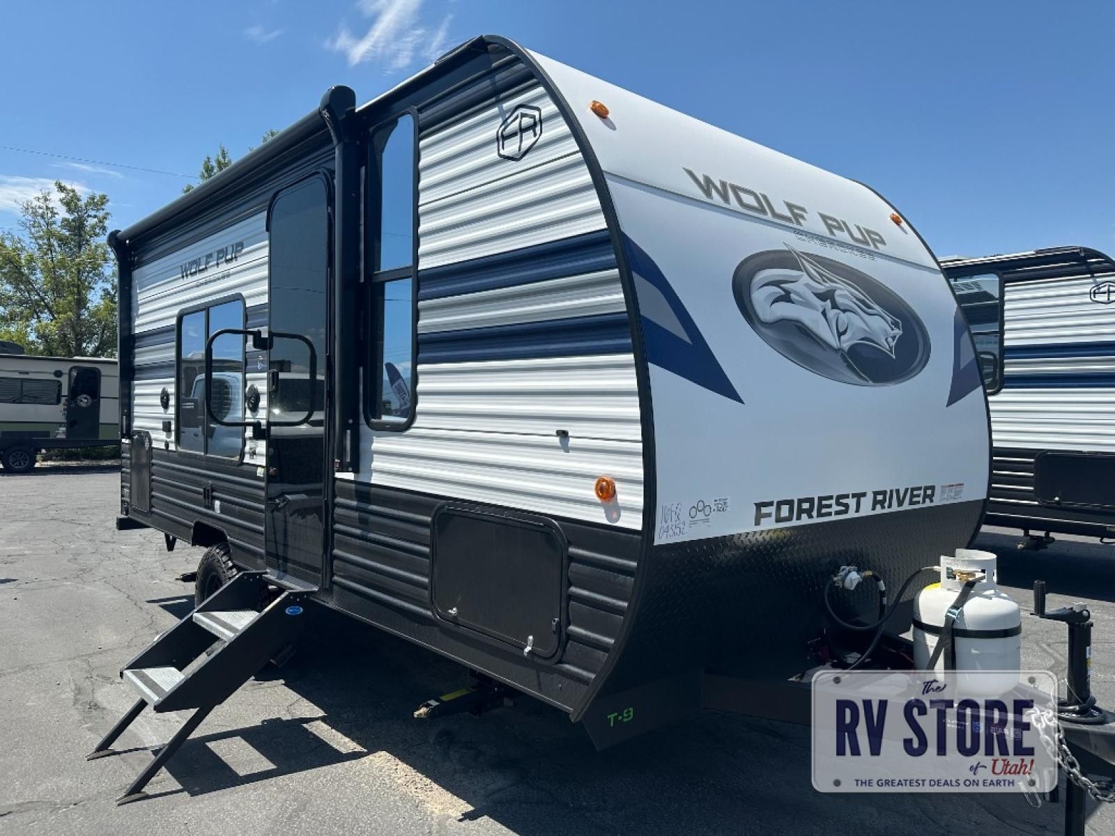2027 Forest River RV Cherokee Wolf Pup 16FQW Travel Trailer