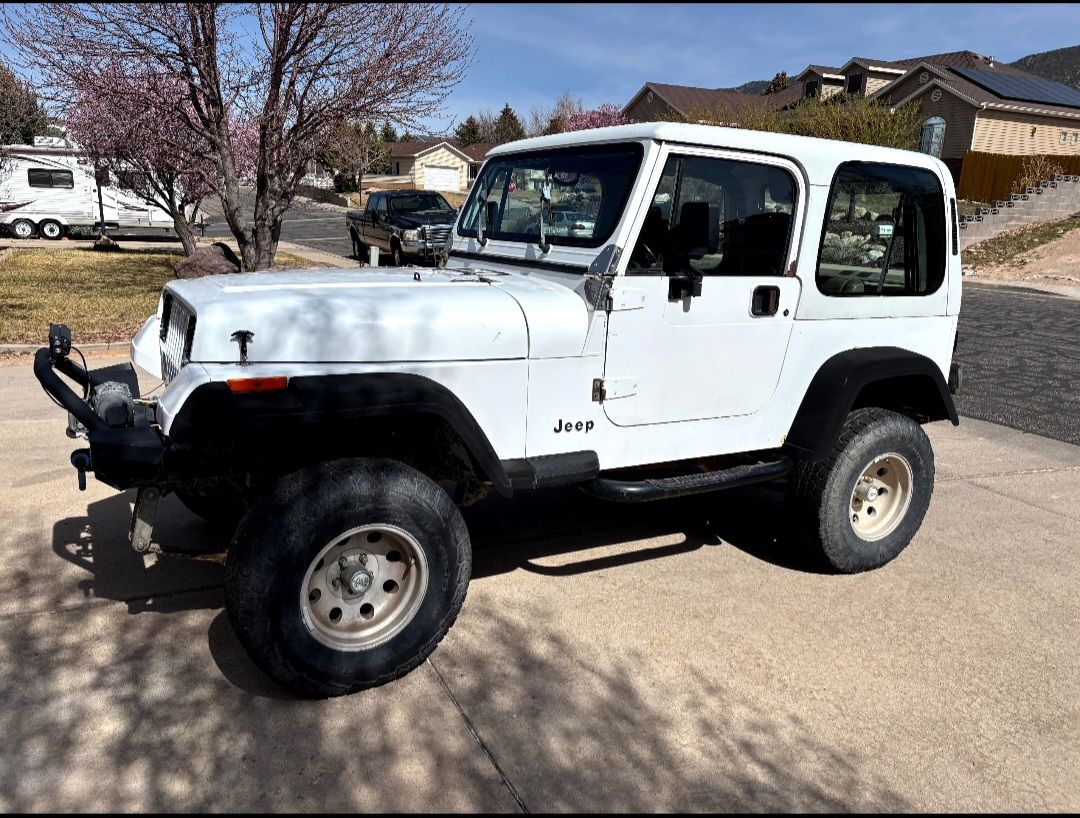 1993 JEEP WRANGLER S