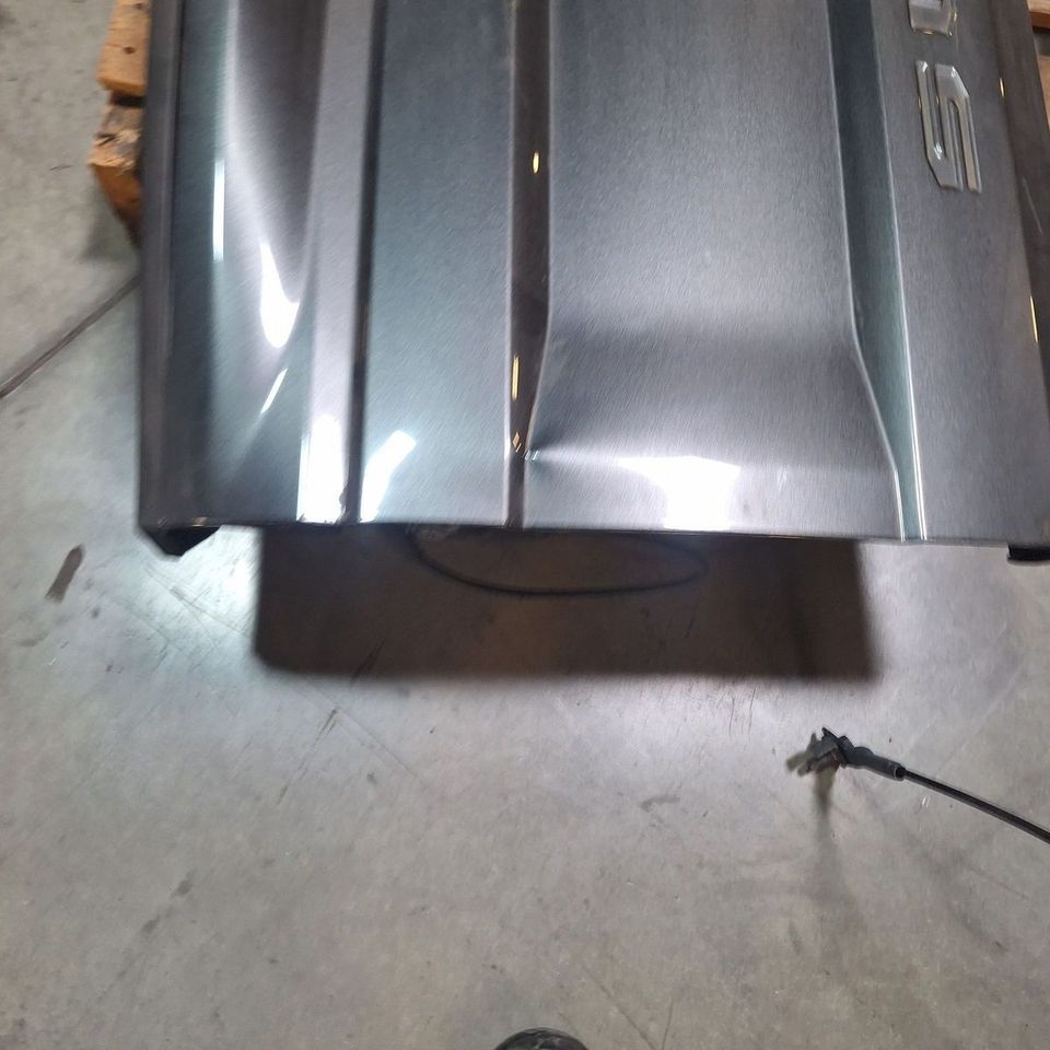 Main image 7