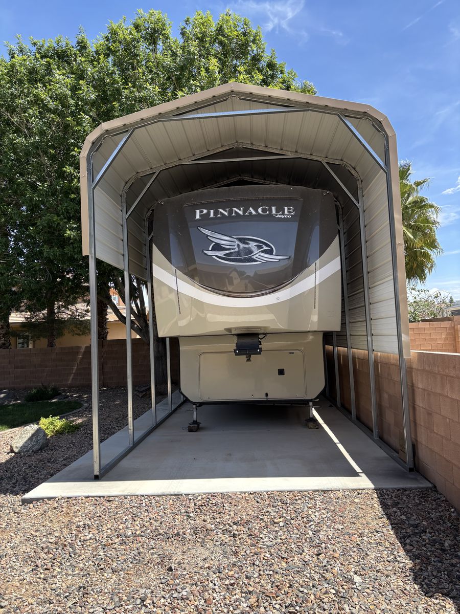 Fifth wheel Trailer for sale
