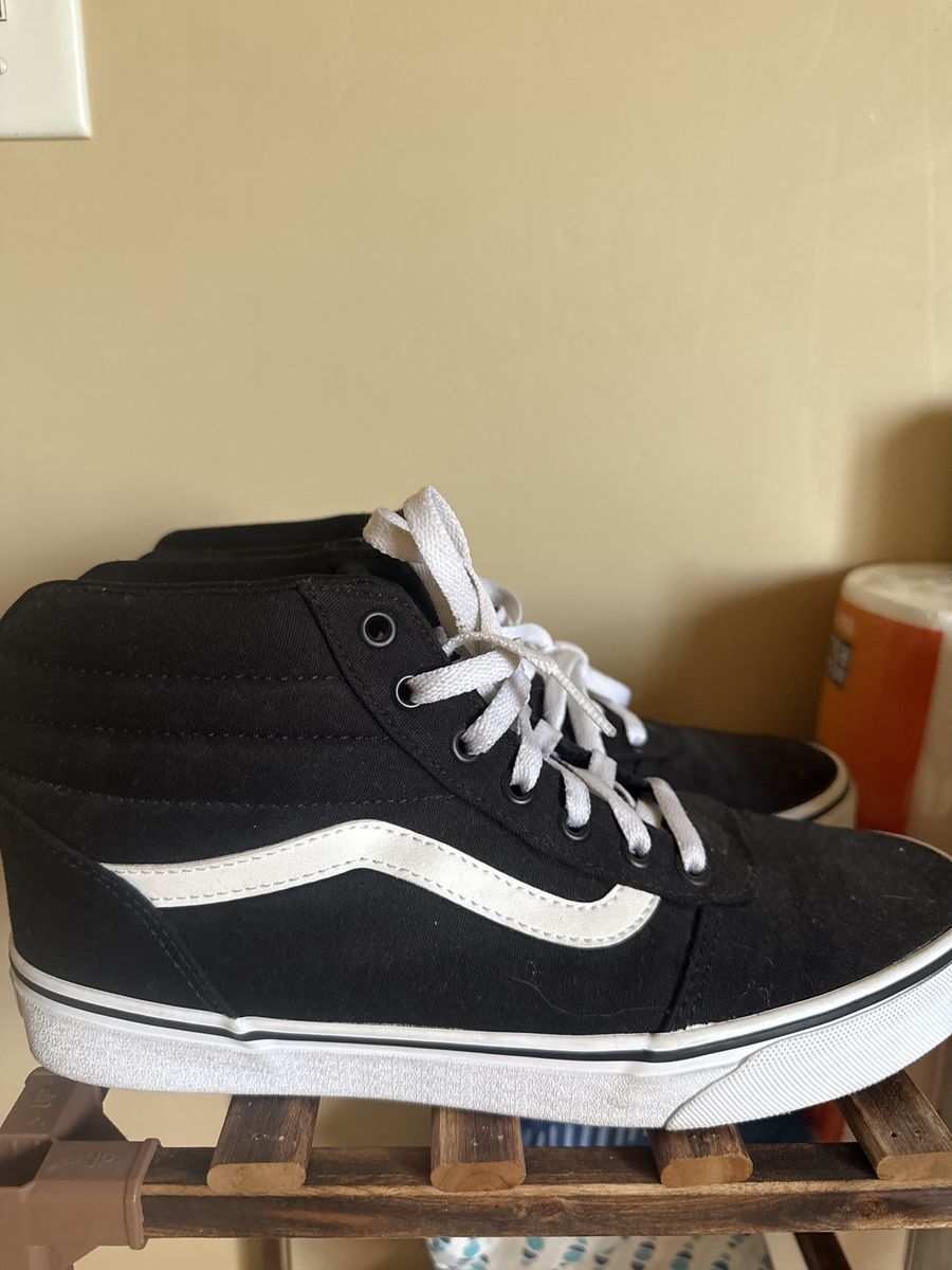 Women’s Size 10 Vans high tops.