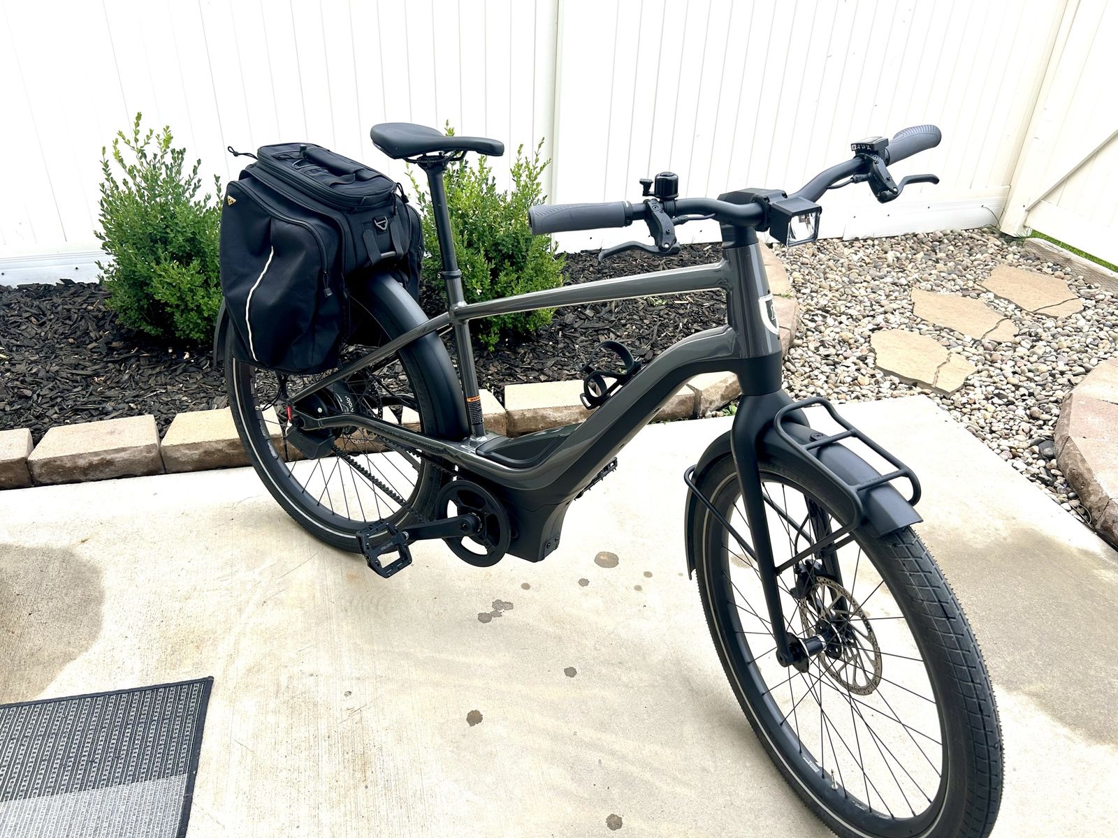 Serial 1 Rush/CTY Speed E-Bike - 28MPH Size Large. Top of the line.