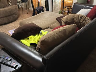 Price drop***Couch and Round Chair