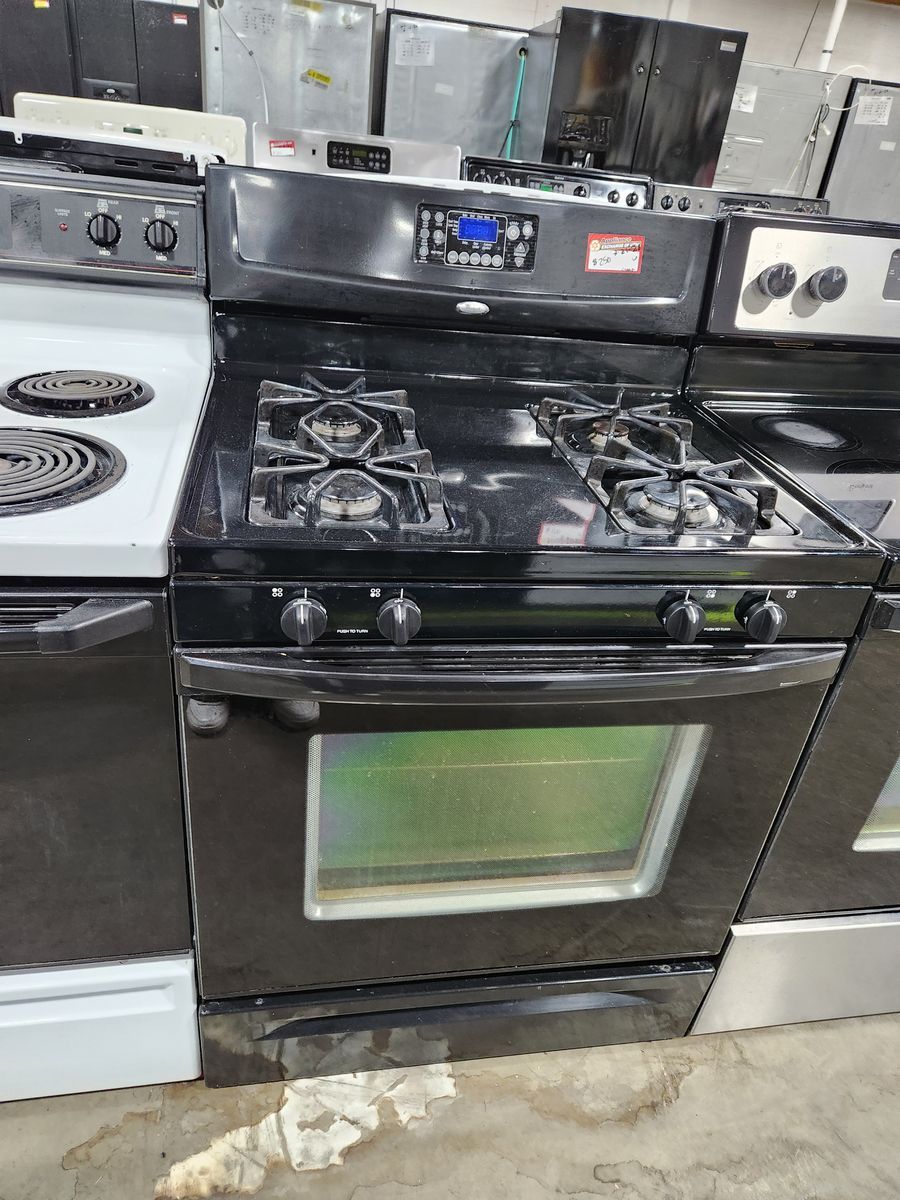 Whirlpool Black Gas Range with Oven, 4 Burners