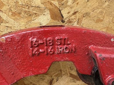 Heavy-Duty Hinged Pipe Cutter - 14"-18"