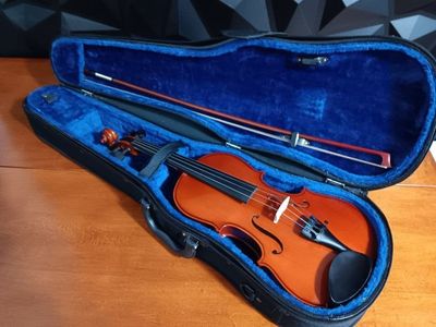 Cremona SV-175 Violin Outfit 3/4 Size with Bow & C