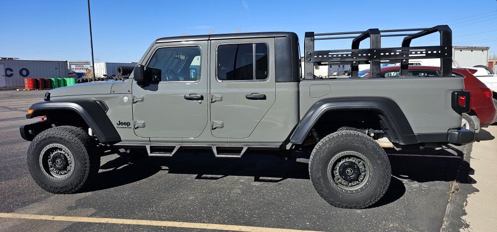 34x11.5x17 Wheels & Tires