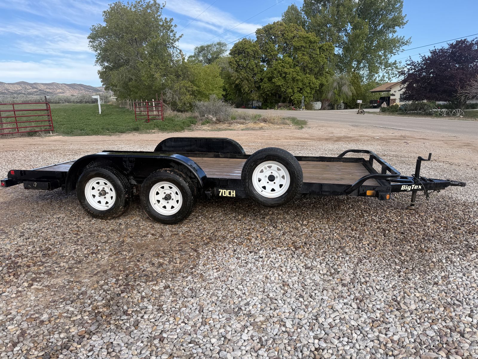 2014 Big Tex 70CH 16’ car hauler trailer