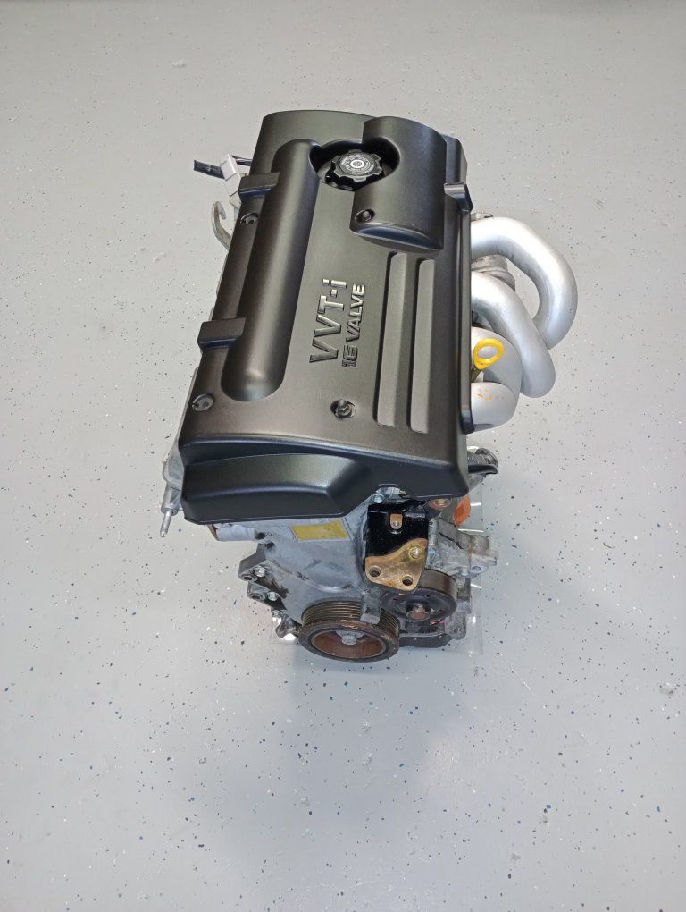 2001 Toyota Corolla 1.8L Engine