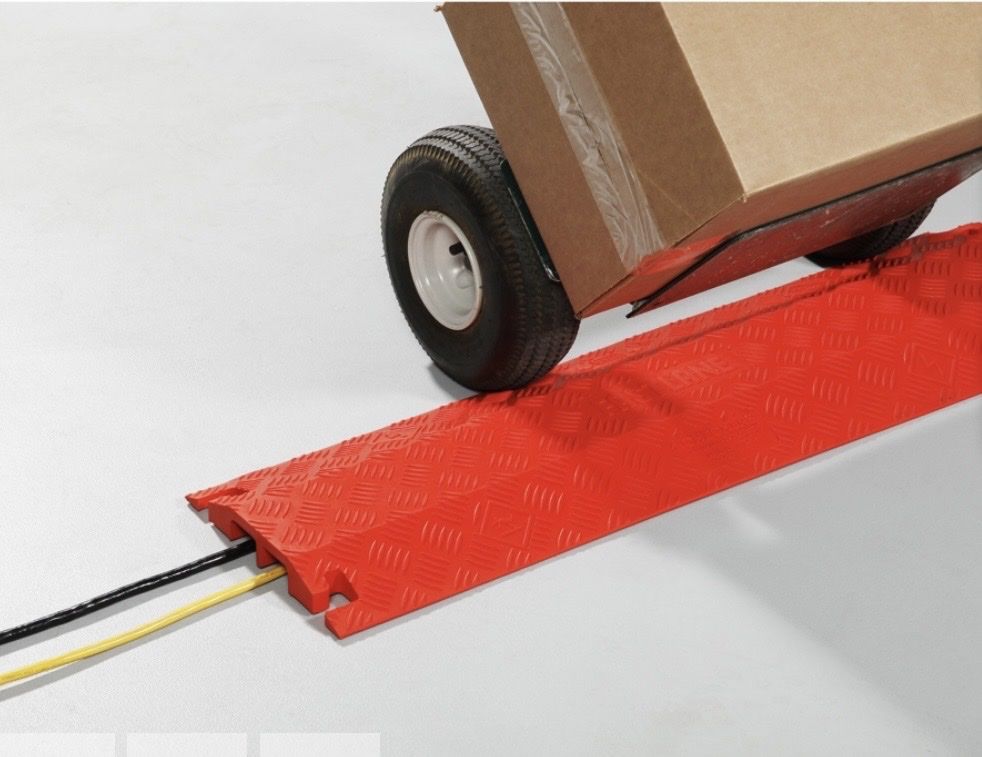 FASTLANE® Drop Over Cable Protector