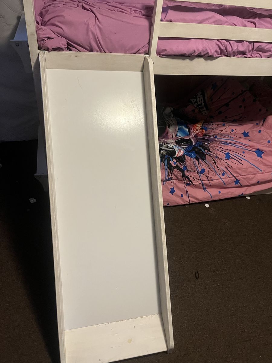 Main image 5