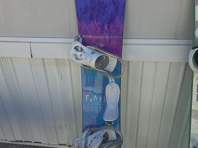 Never Summer, feather and sim 3 Snowboards