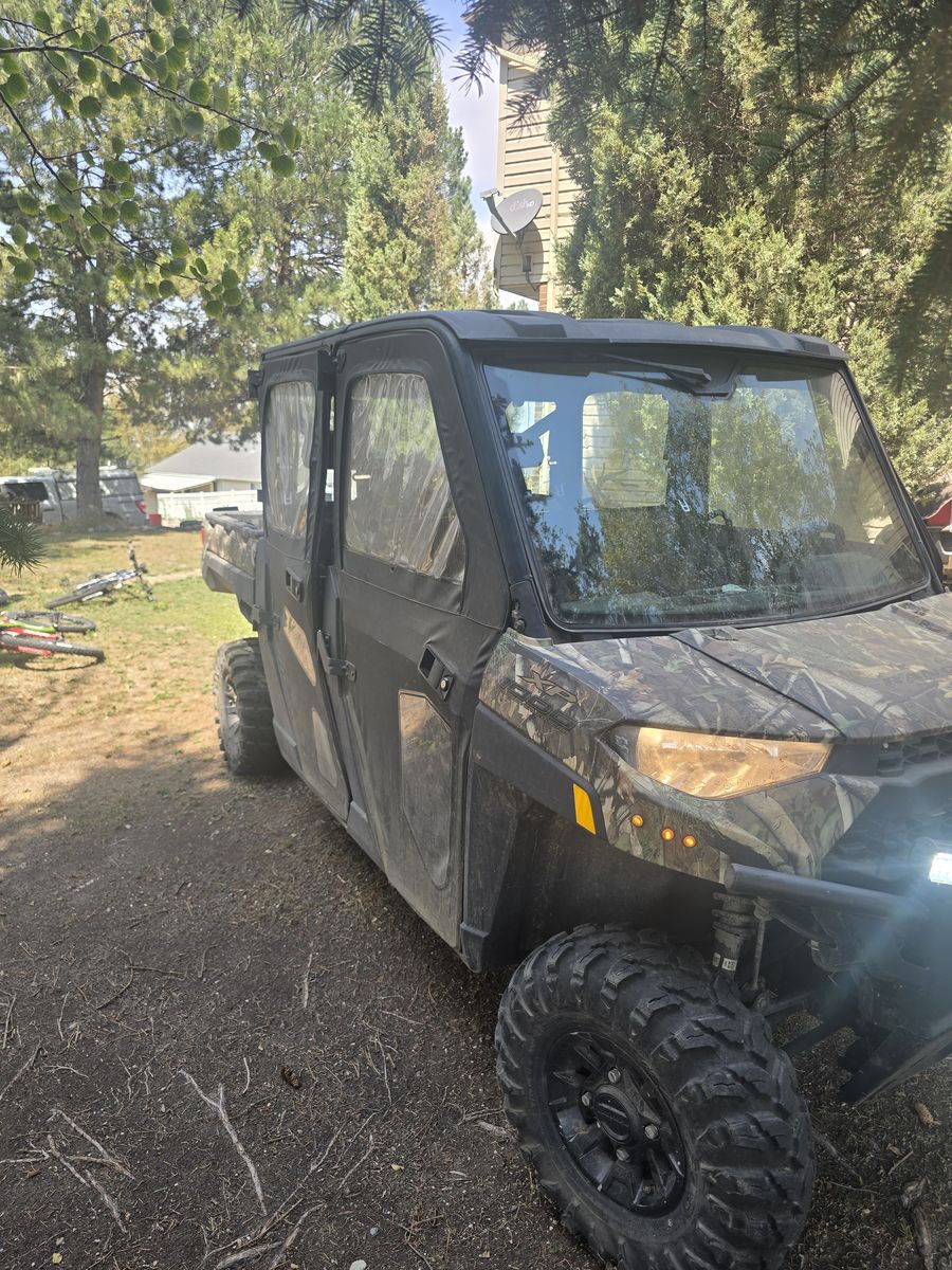 2019 Polaris XP 1000 Backcountry edition Very low miles and hours
