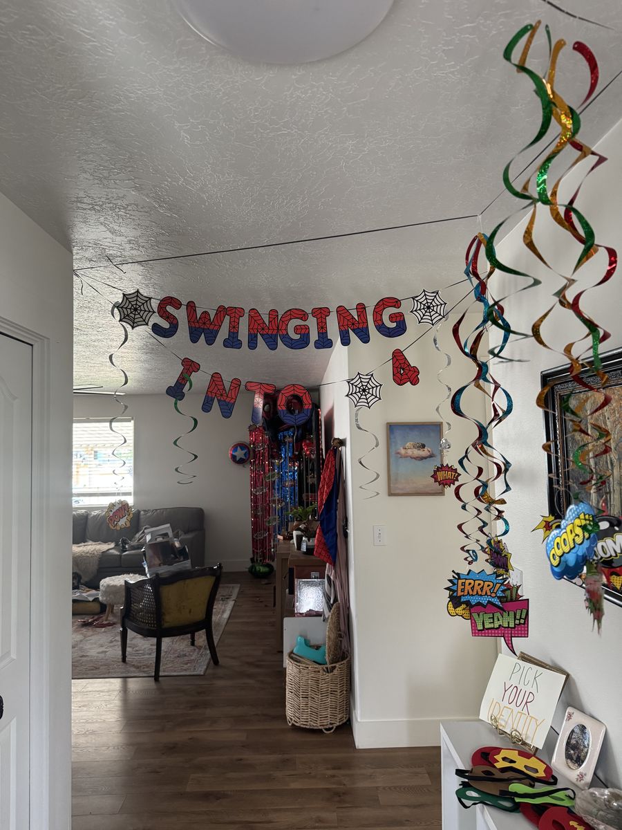 Free superhero birthday decorations