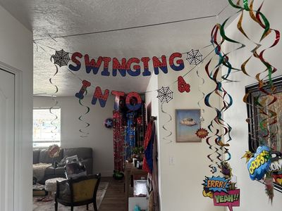 Free superhero birthday decorations