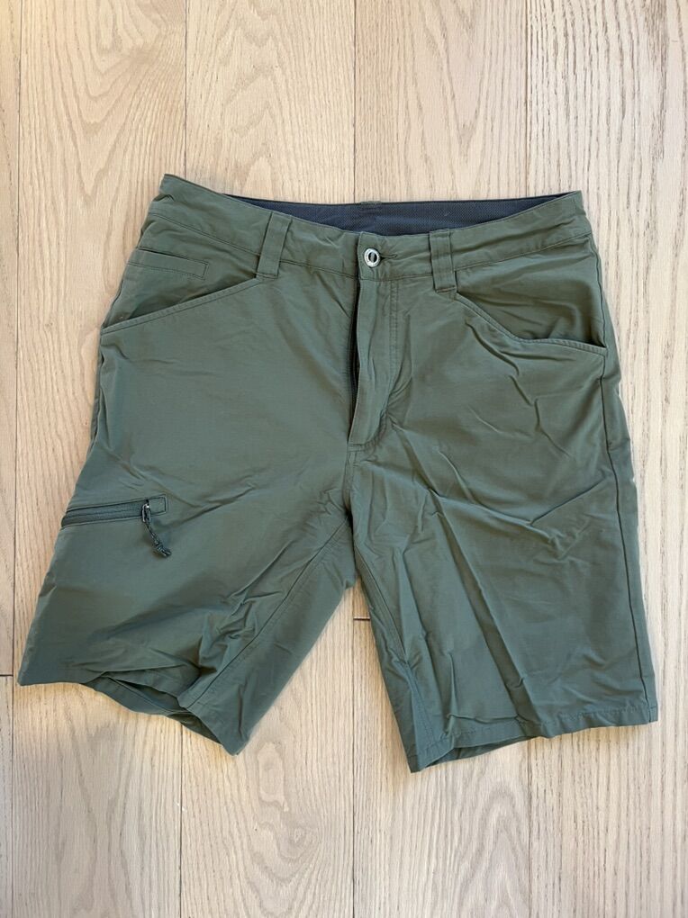 Patagonia - Men's Quandart Shorts - 8 Green