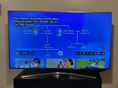 Samsung 55" 4K Smart TV – Works Great – Minor Screen Damage