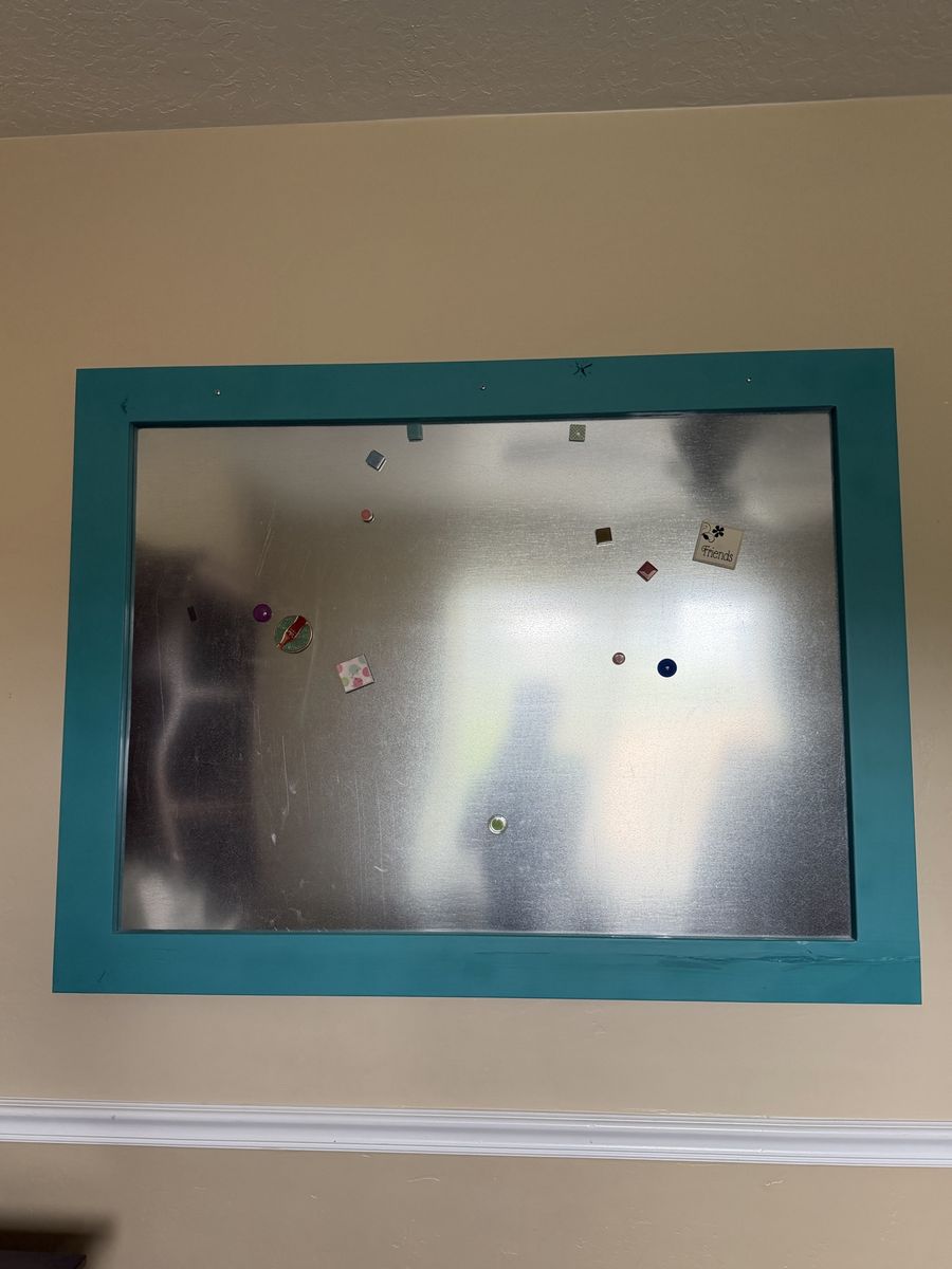 Magnet board