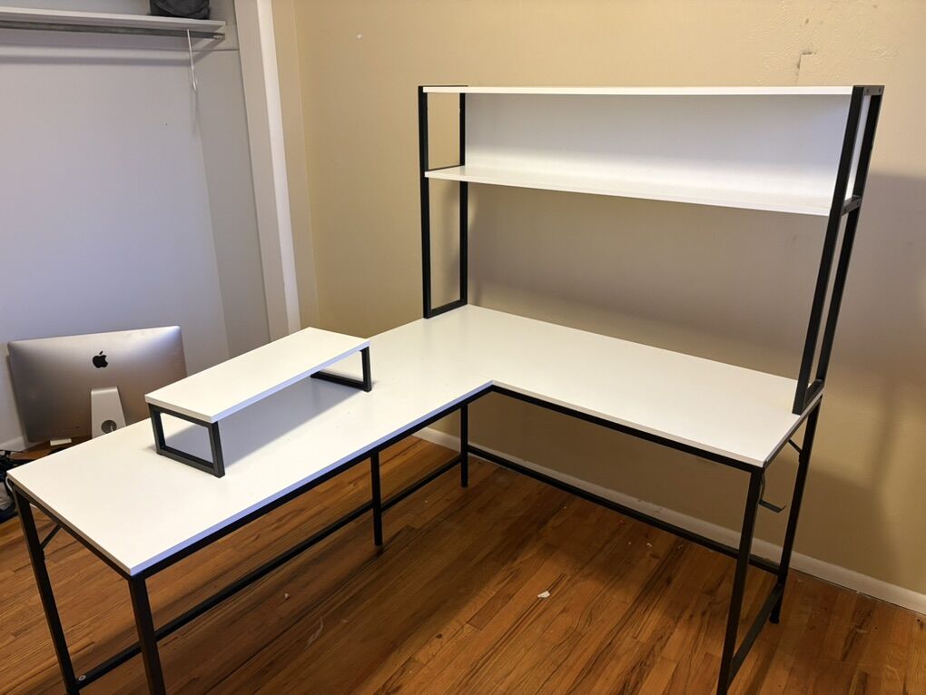 L-Shaped Computer Desk