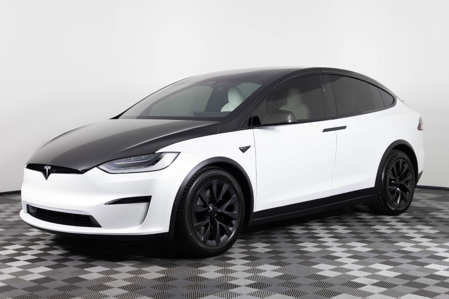 2022 Tesla Model X Plaid